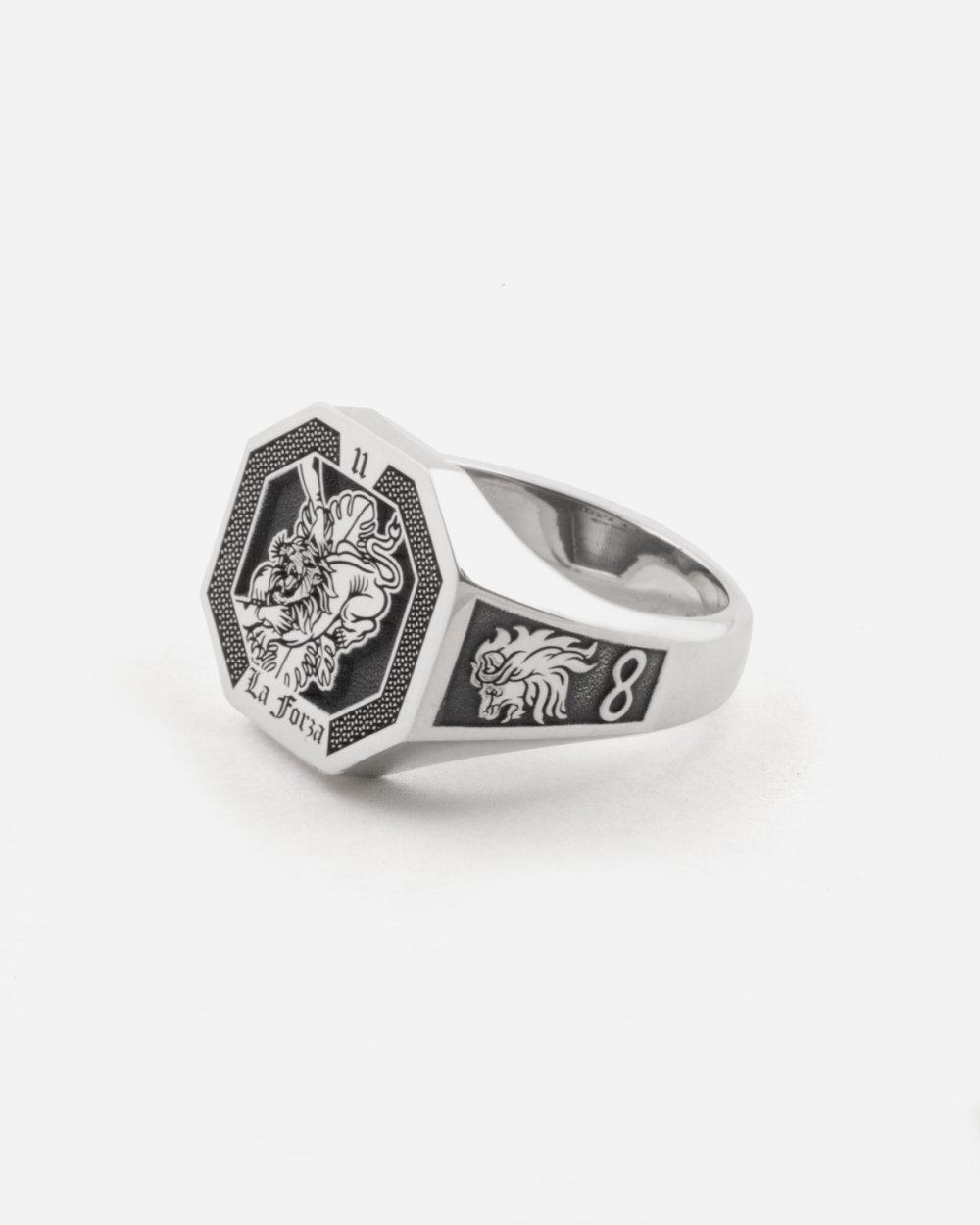 STRENGHT TAROT CARD SIGNET RING