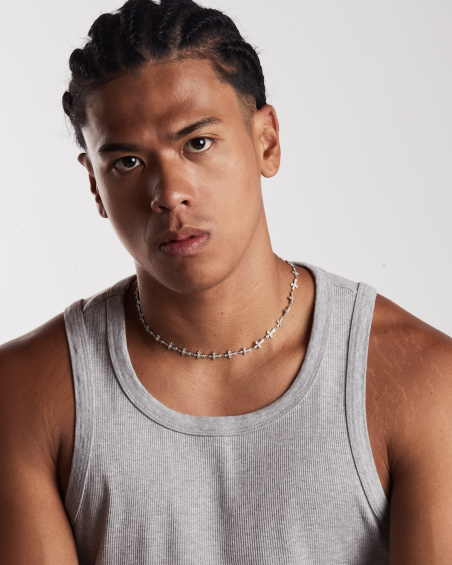 HALSKETTE GOTISCHEN KREUZE MIT BRILLANTEN