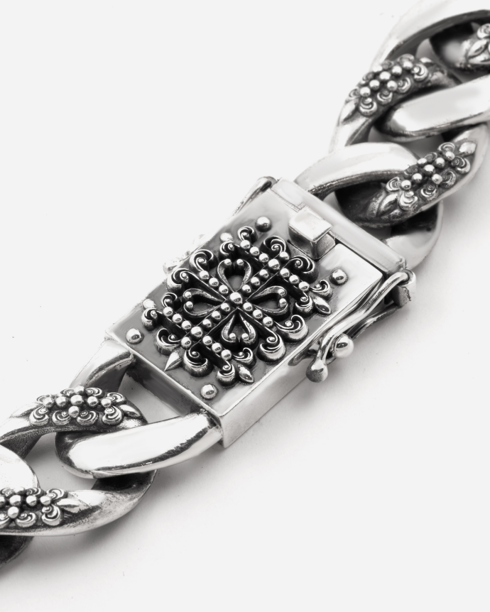 COLLIER GOURMETTE AVEC TEXTURE...