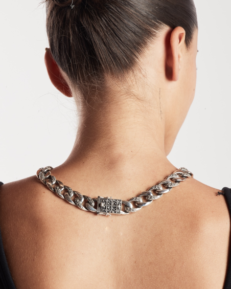 COLLIER GOURMETTE AVEC TEXTURE GOTHIQUE ALTERNÉE SUERTE EN ARGENT