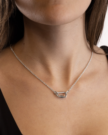 SILVER CURB CHAIN AND BERGER NECKLACE WITH CLASP