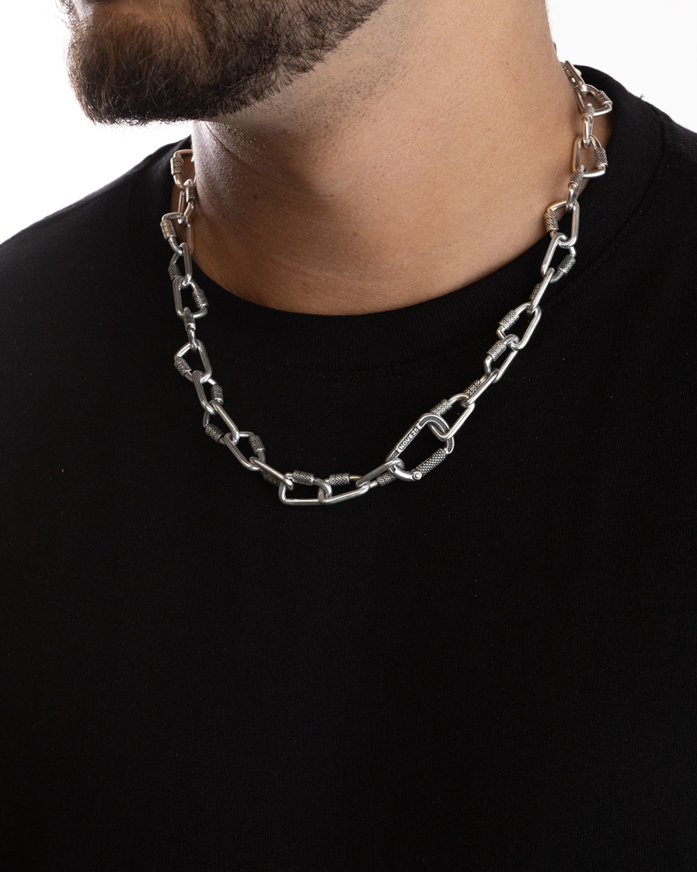 KARABINER-KETTENHALSKETTE