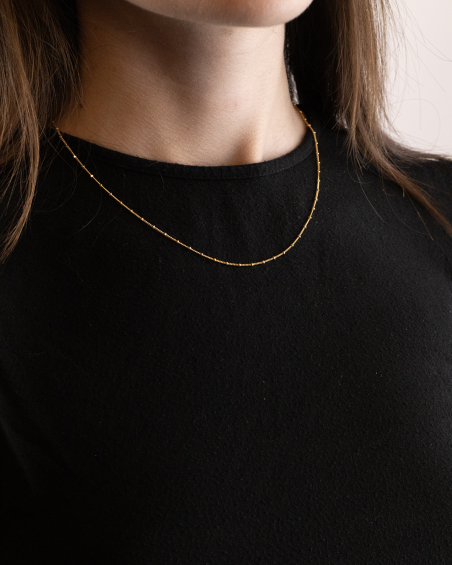 GOLD PLATED CURB CHAIN NECKLACE WITH CUBES