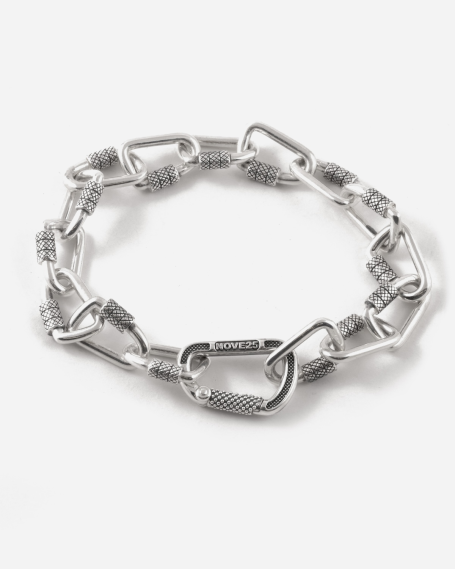 CARABINER CHAIN BRACELET
