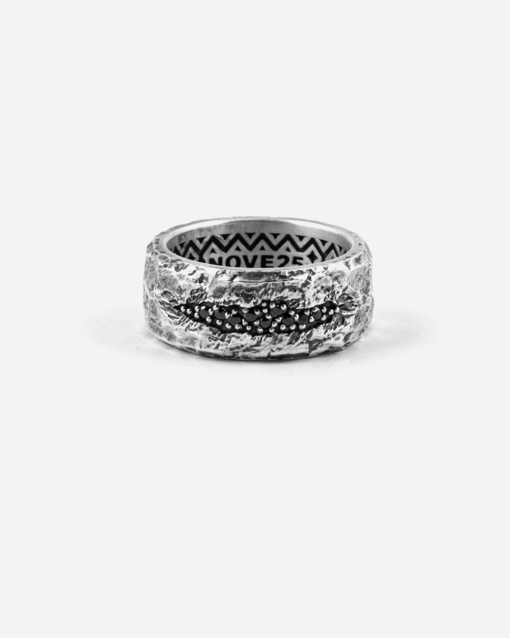 MATERIC BAND RING WITH BLACK STONES