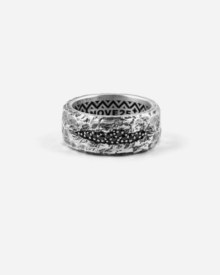 MATERIC BAND RING WITH BLACK STONES