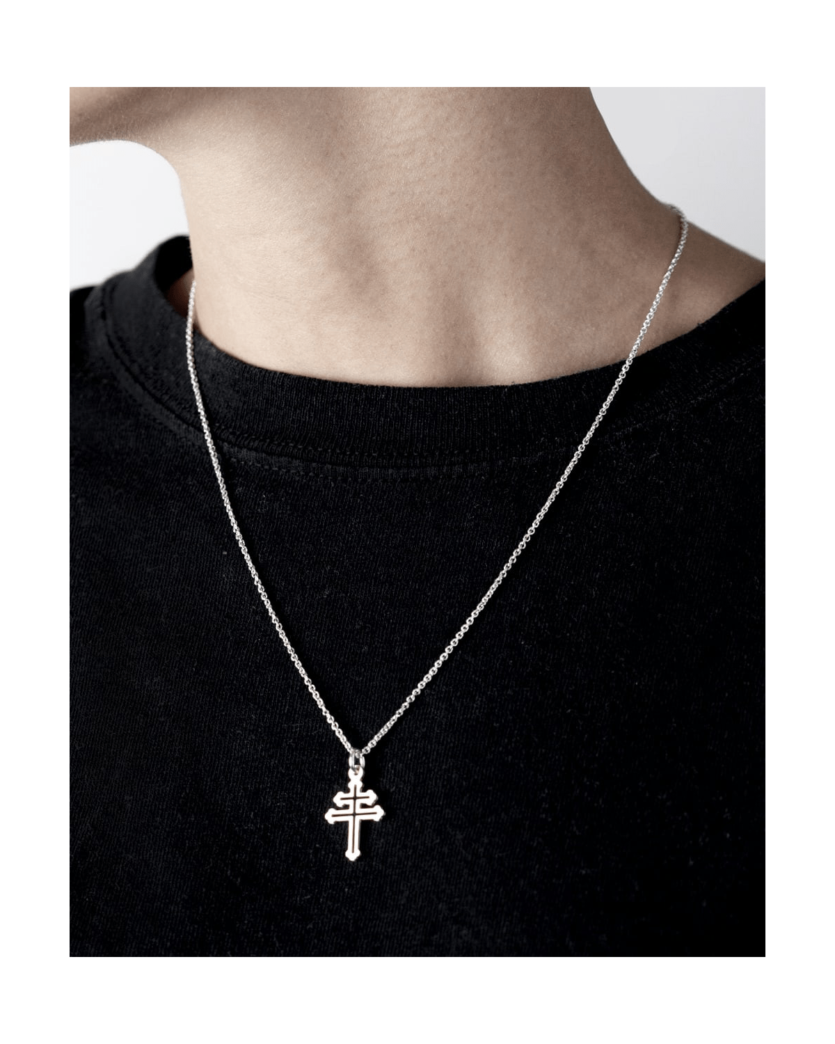 SMALL CROSS OF LORRAINE PENDANT Nove25